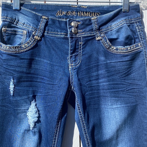 Almost Famous Jeans - Picture 3 of 6